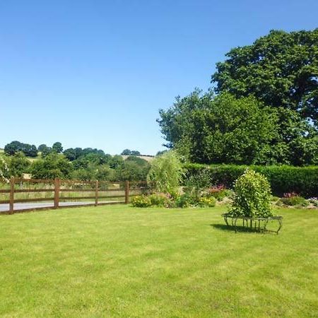 Tynddol Bungalow Llanbadarn Fynydd 外观 照片